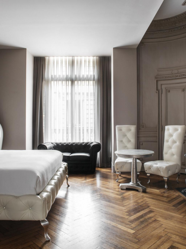 bedroom, luxury, design, decoration, derby hotels collection, hotel claris, Barcelona, art, interior design, chambre