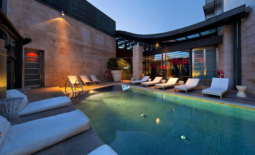 Derby Hotels Collection, terraza, interiorismo, decoración, diseño de interiores, Hotel Urban Madrid, piscina