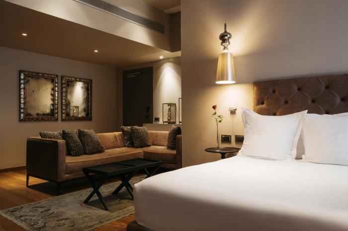 5 Star Hotel Rooms & Suites - Paris