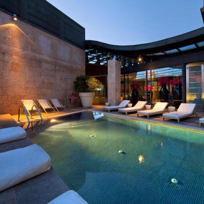 Hotel Urban pool